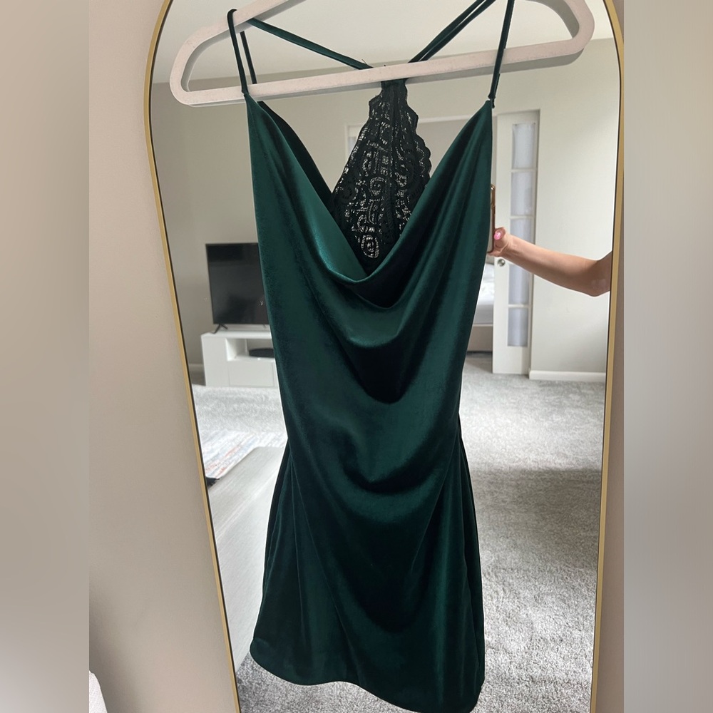 Velvet dark Green lace back bodycon cocktail dress